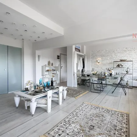 Apartament Sunflight, Nilie Hospitality Mgmt *