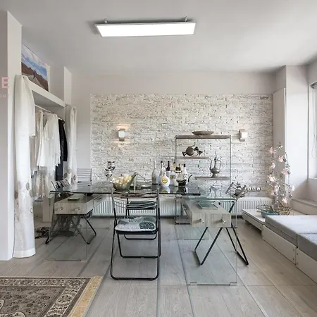Sunflight, Nilie Hospitality Mgmt Apartament